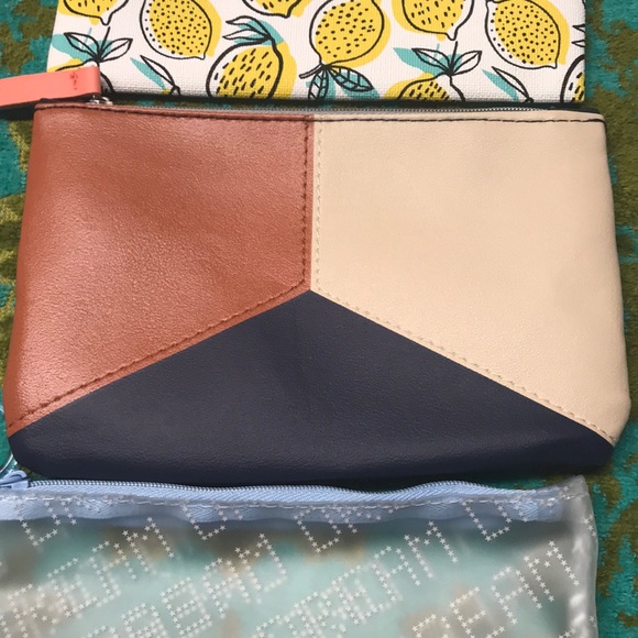 Set of 3 Ipsy Bags - Picture 5 of 8